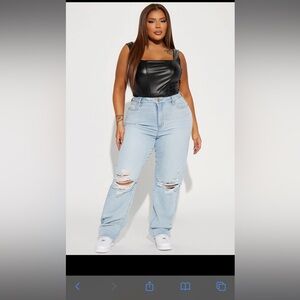 Brand new Fashion Nova jeans never worn. Just too big!